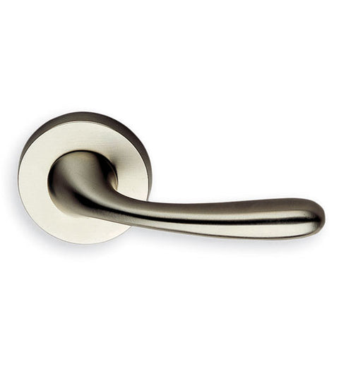 Doorware.com Timeless Solid Brass Leverset, Omnia 905/00