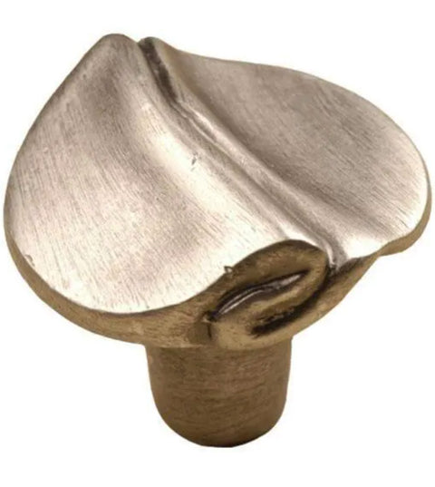 Garbow Cabinet Knob, Laurey 378