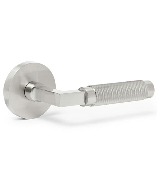 Doorware.com Satin Nickel Knurled Lever with Round Rose