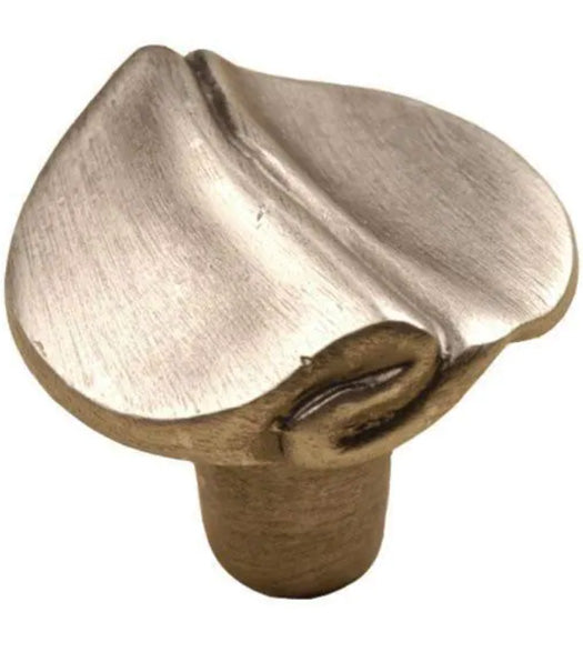 Garbow Cabinet Knob, Laurey 378