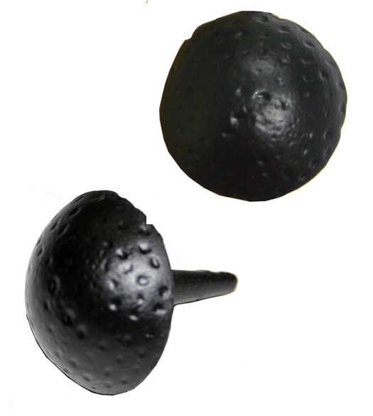 Acorn Black Iron 3/4 Inch Round Door Clavos